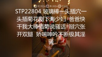 【新片速遞】2022.3.8，【健身教练很深】，好身材都是练出来的，健身房撸铁一身汗，更衣室内裸体自慰，腋毛没刮