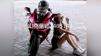 商场女厕全景偷拍极品高跟少妇张着血盆大口的肥美鲍鱼