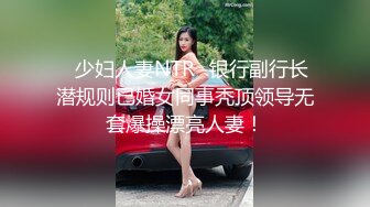 窗外偷拍隔壁刚搬来的大奶妹一边看湖南卫视的《偶像来了》一边洗澡,笑的两个大奶子花枝乱颤