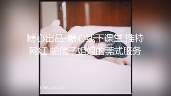 花裙萝莉美眉被小哥哥无套输出射满小粉穴