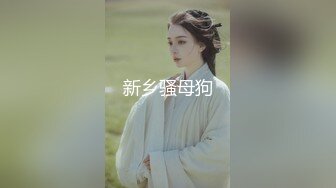 女上位 省力气 大姐在看电视