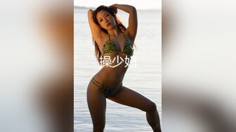 【新片速遞】  新疆的美女！气质超棒3P名场面！灵活小舌头舔屌，一个操逼一个插嘴，叫起来好骚，操的美女很享受