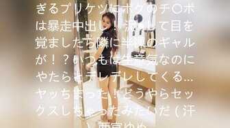 【阿姨探花】带骚熟女酒店开房一进来就脱下裤子吃JB